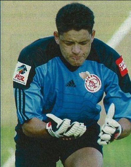 Ajax keeper met kunstgebit Opvolger van Stekelenburg