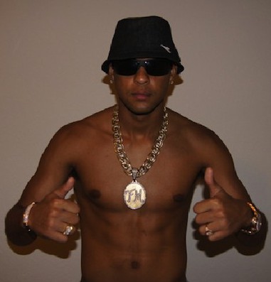 Felipe Melo LL cool J lookalike Felipe Melo LL cool J lookalike