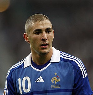 Amrabat lookalike
