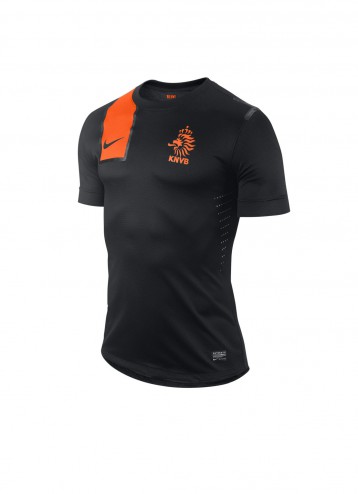 zwart uitshirt Oranje uitshirt Oranje